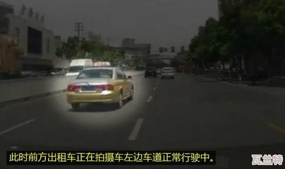 188427路moc：车上发现神秘物品-乘客纷纷围观猜测真相