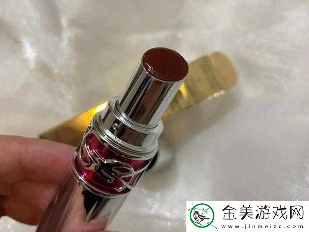 YSL-蜜桃色-NEO：斩男必备的甜美唇色